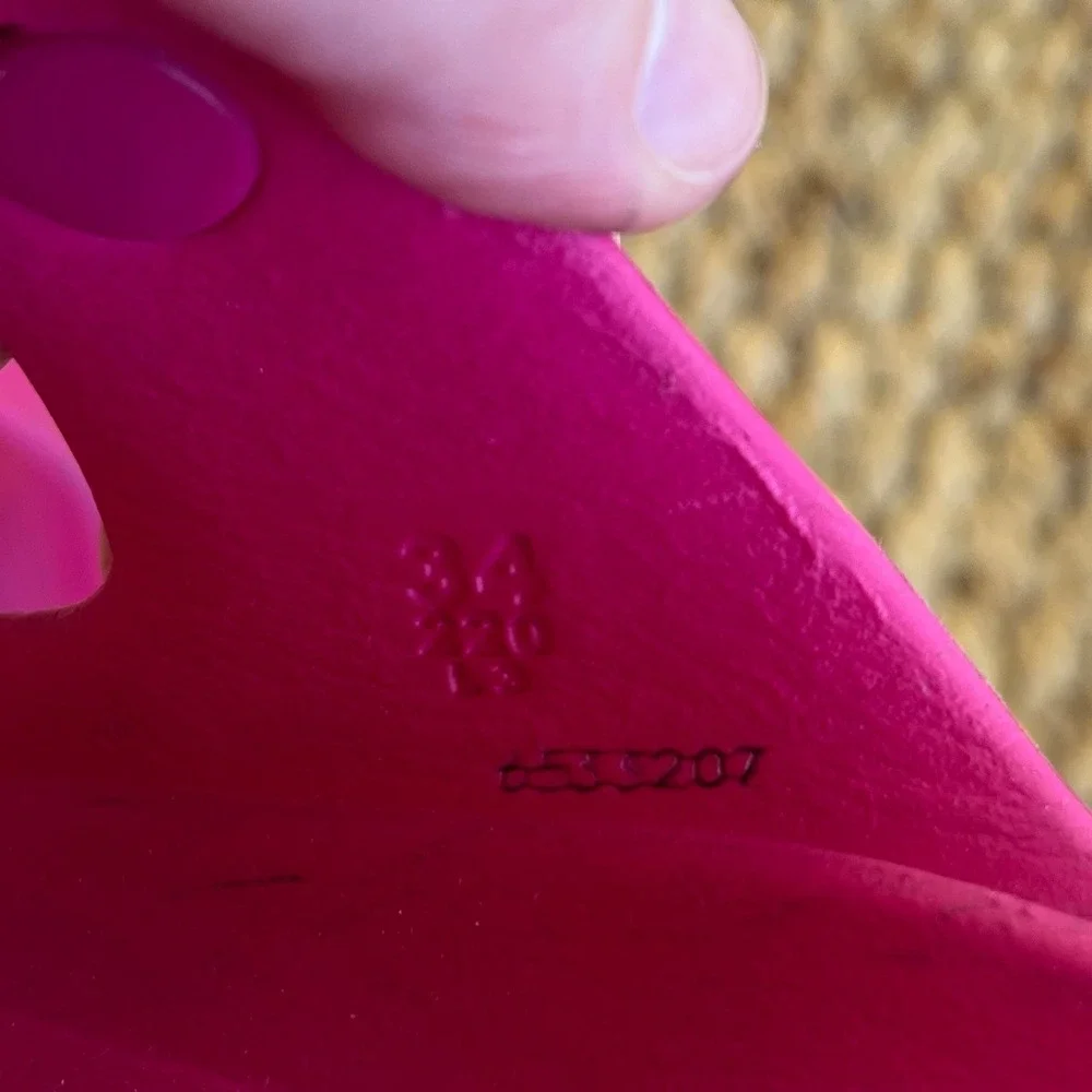 Birkenstock Arizona EVA Neon‎ Pink Sandals Kids Size 34 US 3 Waterproof Slide